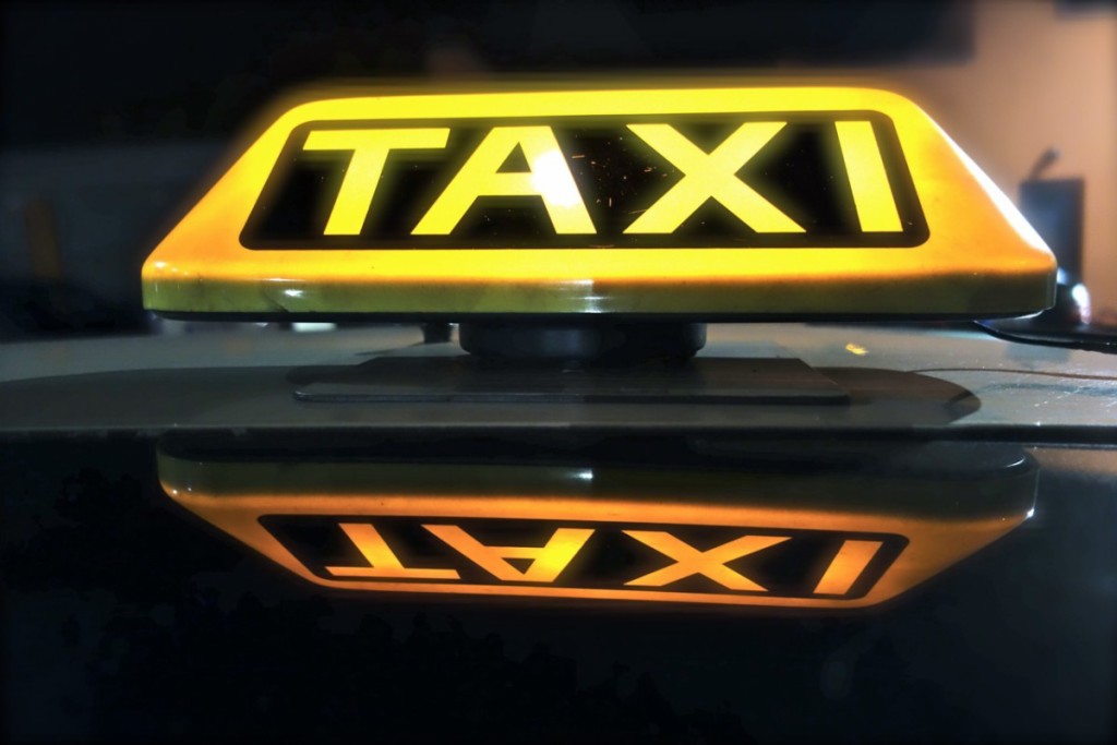 taxi sign berlin